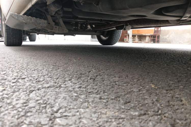 Used SAIC MAXUS Xintu V80  Chassis Front Right