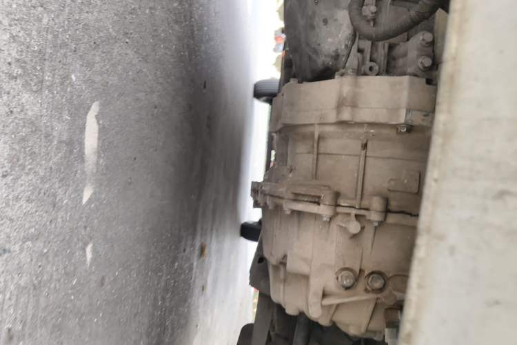 Used SAIC MAXUS Xintu V80  Chassis Front