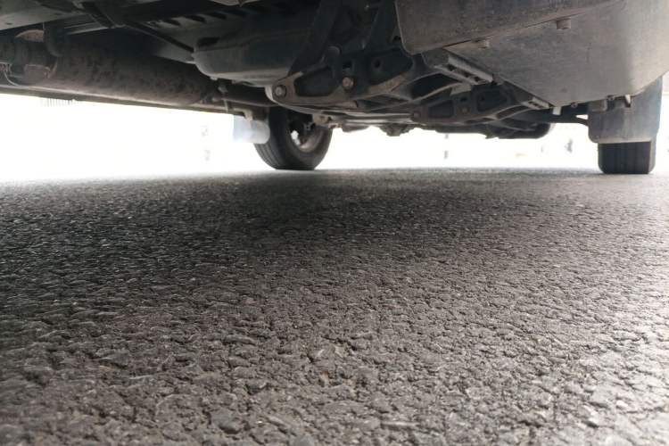 Used SAIC MAXUS Xintu V80  Chassis Rear Right