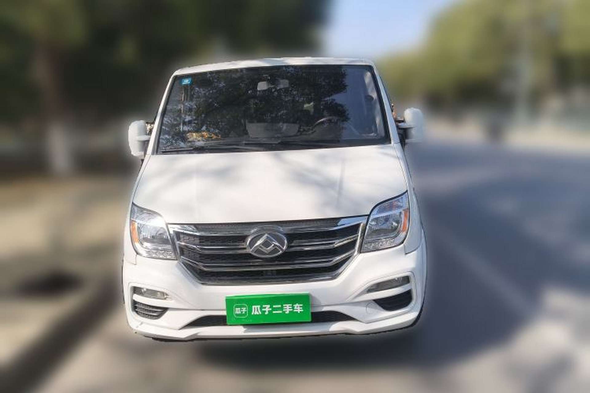 Used SAIC MAXUS Xintu V80 2020 2.0T AMT PLUS City Edition Short Wheelbase Ultra-Low Roof 5/6-Seater Exterior 1
