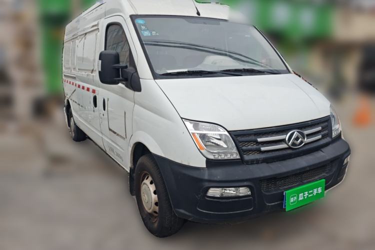Used SAIC MAXUS Xintu V80 2020 2.5T Manual Classic City Delivery King Long Wheelbase Mid-Height 2/3 Seats Exterior 2