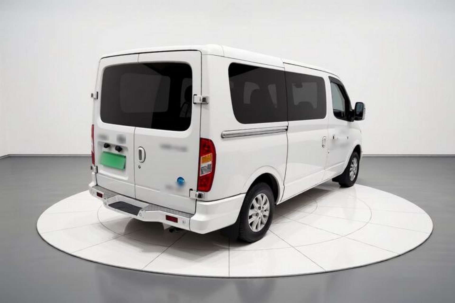 Used SAIC MAXUS Xintu V80 2020 2.0T AMT PLUS City Edition Short Wheelbase Ultra-Low Roof 5/6-Seater Exterior 5