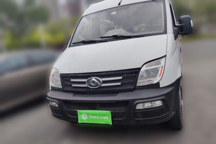 Used SAIC MAXUS Xintu V80 2020 2.5T Manual Classic City Delivery King Short Wheelbase Ultra-Low Roof 2/3 Seats Front