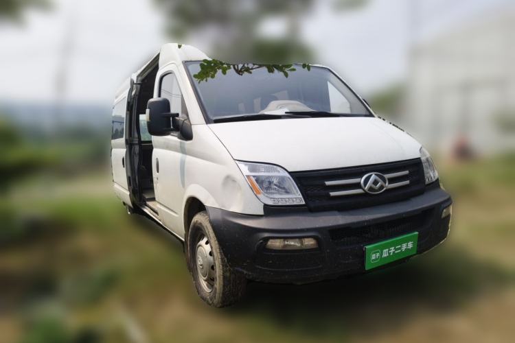 Used SAIC MAXUS Xintu V80  Front Right 45 Deg