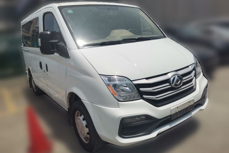 Used SAIC MAXUS Xintu V80 2020 2.0T AMT PLUS City Edition Short Wheelbase Ultra-Low Roof—7/8/9-Seater Front Right 45 Deg