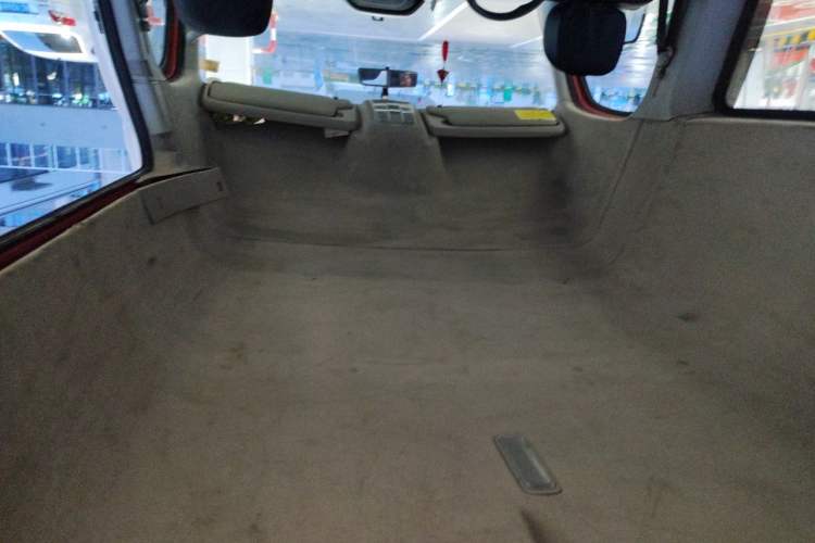 Used SAIC MAXUS Xintu V80  Headliner