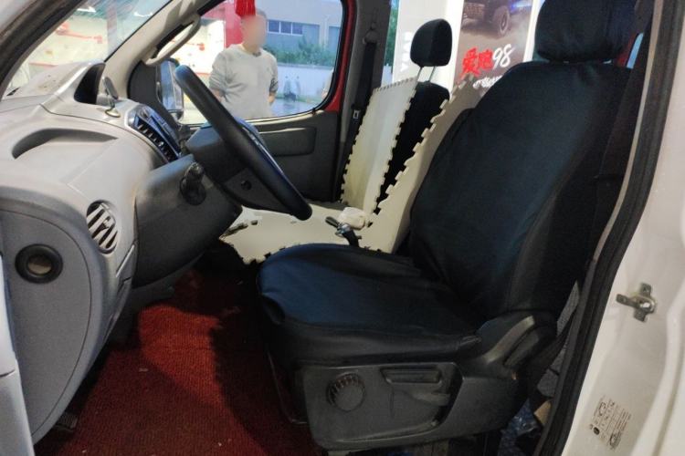 Used SAIC MAXUS Xintu V80  Left Front Seat