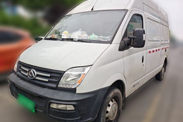 Used SAIC MAXUS Xintu V80 2020 2.5T Manual Classic City Delivery King Long Wheelbase High Roof – 2/3 Seats