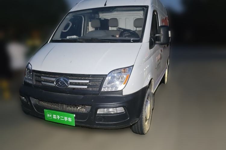 SAIC MAXUS Xintu V80 2020 2.5T Manual Classic City Delivery King Short Wheelbase Mid-Roof Design 2/3 Seats d’occasion Guazi used car, China used car export, Used car for sale, Used cars, Cheapest cars for sale