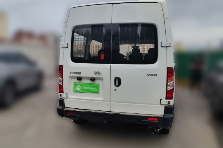 Used SAIC MAXUS Xintu V80 2020 2.5T Manual Classic City Delivery King Short Wheelbase Ultra-Low Roof 2/3 Seats Rear