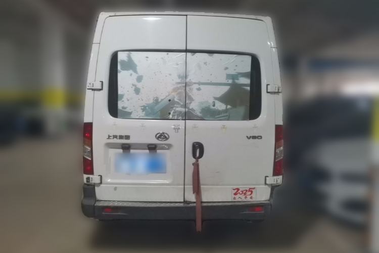 Used SAIC MAXUS Xintu V80 2020 2.5T Manual Classic City Delivery King Long Wheelbase Mid-Height 2/3 Seats Rear