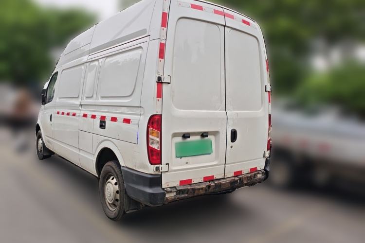 Used SAIC MAXUS Xintu V80 2020 2.5T Manual Classic City Delivery King Long Wheelbase High Roof – 2/3 Seats Rear Left 45 Deg