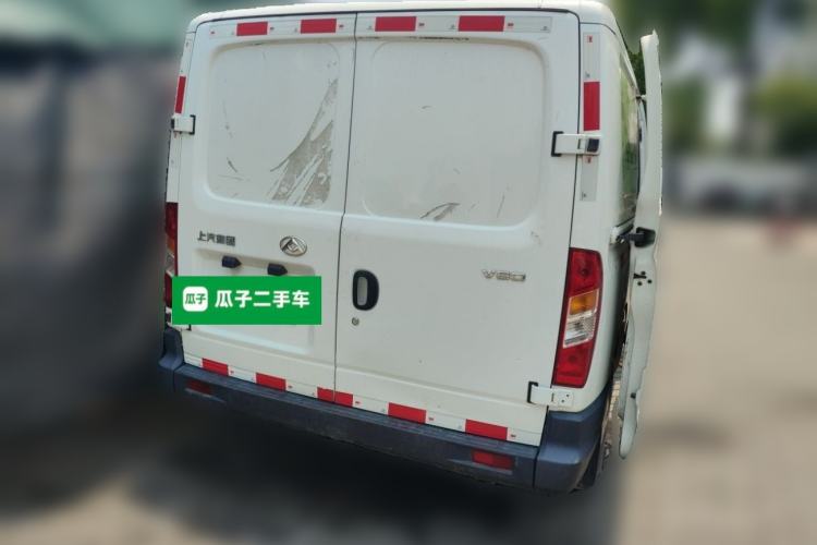 Used SAIC MAXUS Xintu V80 2020 2.5T Manual Classic City Delivery King Short Wheelbase Mid-Roof Design 2/3 Seats Rear Right 45 Deg