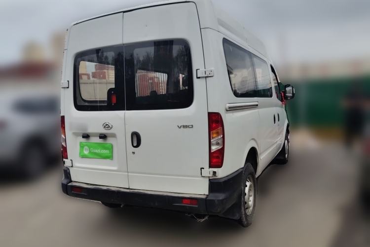 Used SAIC MAXUS Xintu V80 2020 2.5T Manual Classic City Delivery King Short Wheelbase Ultra-Low Roof 2/3 Seats Rear Right 45 Deg