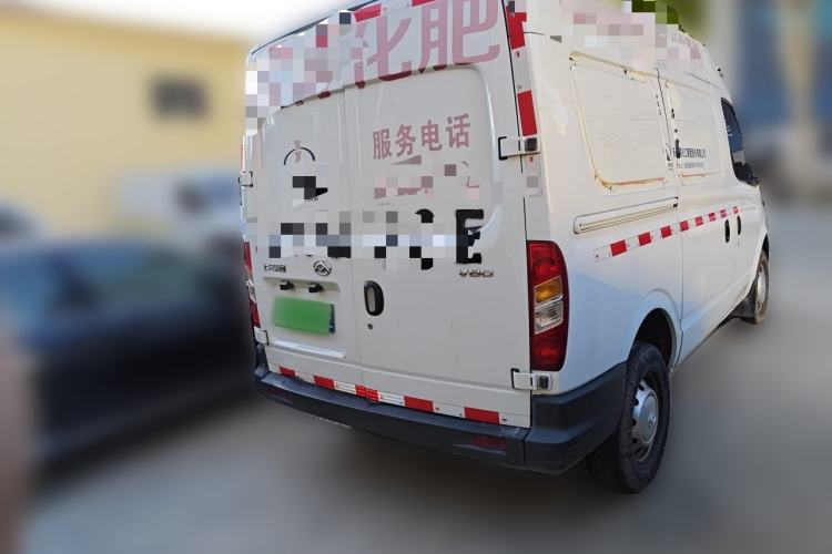 Used SAIC MAXUS Xintu V80 2020 2.5T Manual Classic City Delivery King Short Wheelbase Mid-Roof Design 2/3 Seats Rear Right 45 Deg