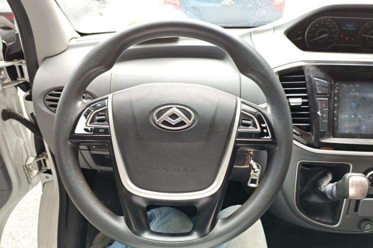 Used SAIC MAXUS Xintu V80  Steering Wheel