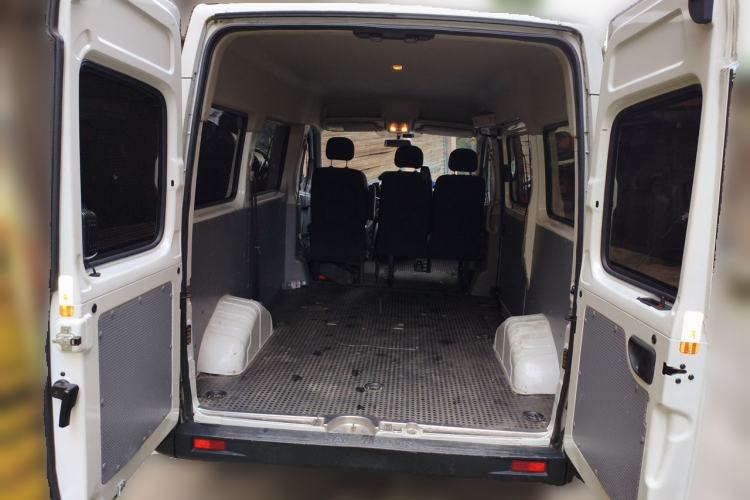 Used SAIC MAXUS Xintu V80  Trunk