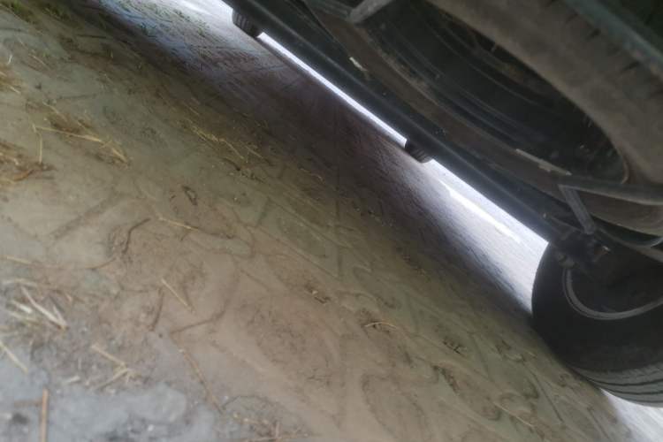 Used SAIC MAXUS Xintu V80  Chassis Rear