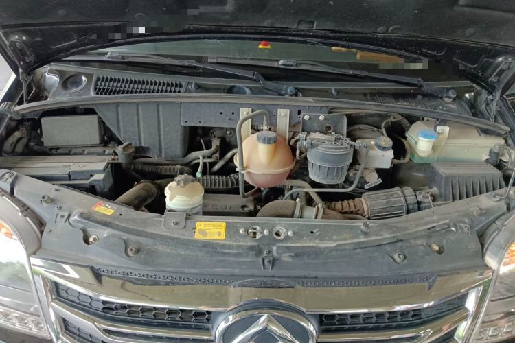 Used SAIC MAXUS Xintu V80  Engine Bay