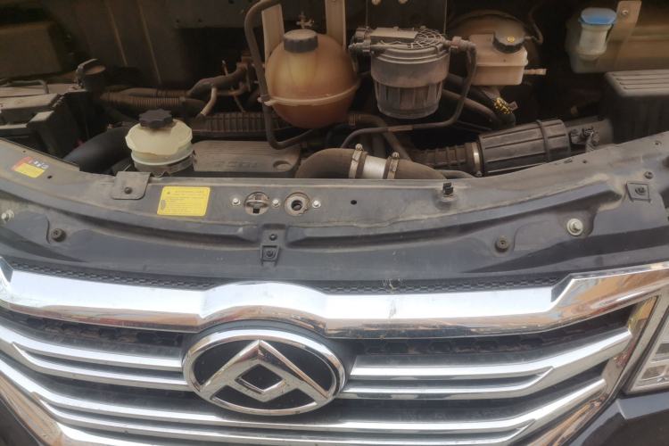 Used SAIC MAXUS Xintu V80  Engine Bay