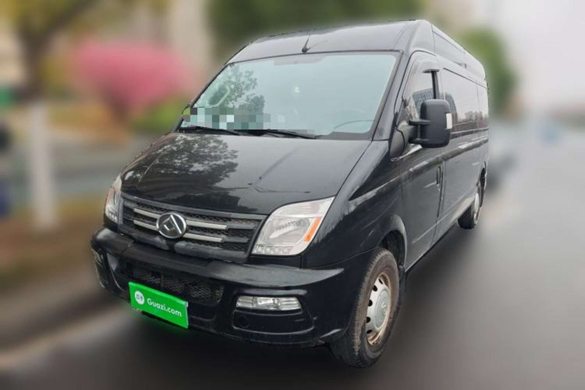 Used SAIC MAXUS Xintu V80 2021 2.0T Manual Classic Aoyuntong Long Wheelbase Mid-Roof 6/7/8/9-Seater Front Left 45 Deg