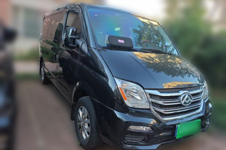 Used SAIC MAXUS Xintu V80 2021 2.0T PLUS AMT City Edition Short Wheelbase Ultra-Low Roof 5/6-Seater Front Right 45 Deg