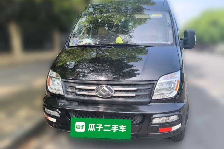 Used SAIC MAXUS Xintu V80 2021 2.0T Manual Classic Aoyuntong Long Wheelbase Mid-Roof 6/7/8/9-Seater Front