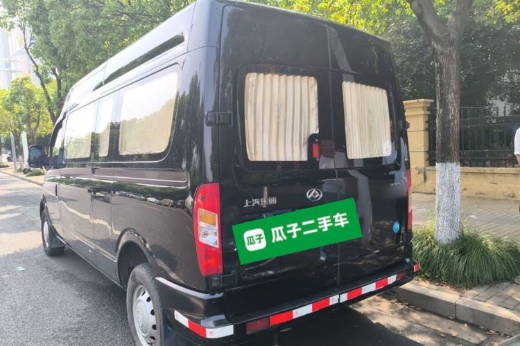 Used SAIC MAXUS Xintu V80 2021 2.0T Manual Classic Aoyuntong Long Wheelbase Mid-Roof 6/7/8/9-Seater Rear Left 45 Deg