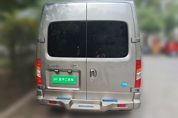 Used SAIC MAXUS Xintu V80 2021 2.0T PLUS Manual Commercial Version Long Wheelbase Mid-Roof 9-Seater Rear