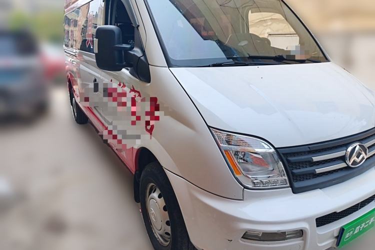 Used SAIC MAXUS Xintu V80 2021 2.0T Manual Classic Aoyuntong Long Wheelbase Mid-Roof 6/7/8/9-Seater Front Right 45 Deg