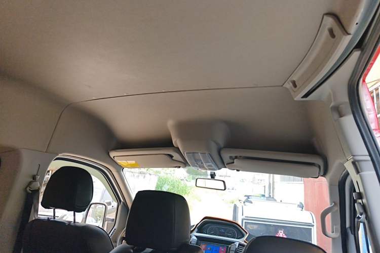 Used SAIC MAXUS Xintu V80 2021 2.0T Manual Classic Aoyuntong Long Wheelbase Mid-Roof 6/7/8/9-Seater Headliner