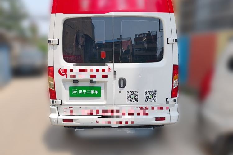Used SAIC MAXUS Xintu V80 2021 2.0T Manual Classic Aoyuntong Long Wheelbase Mid-Roof 6/7/8/9-Seater Rear