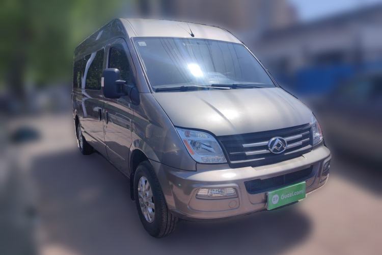 Used SAIC MAXUS Xintu V80 2021 2.0T Manual Classic Aoyuntong Long Wheelbase Mid-Roof 6/7/8/9-Seater Front Right 45 Deg