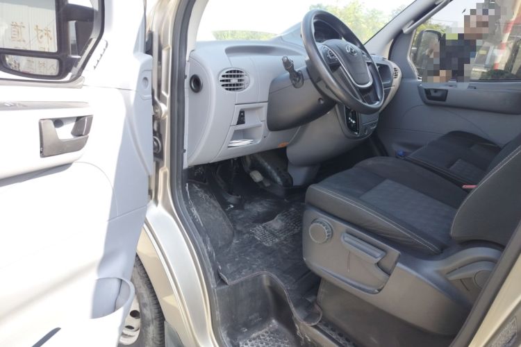 Used SAIC MAXUS Xintu V80 2021 2.0T PLUS AMT City Edition Short Wheelbase Ultra-Low Roof 5/6-Seater Left Front Seat