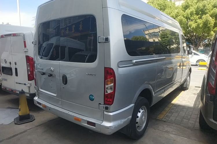 Used SAIC MAXUS Xintu V80 2021 2.0T Manual Classic Aoyuntong Long Wheelbase Mid-Roof 6/7/8/9-Seater Exterior 5