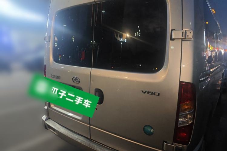 Used SAIC MAXUS Xintu V80 2021 2.0T Manual Classic Aoyuntong 127 PS Mid-axle Mid-roof 6/7/8/9-Seater Rear
