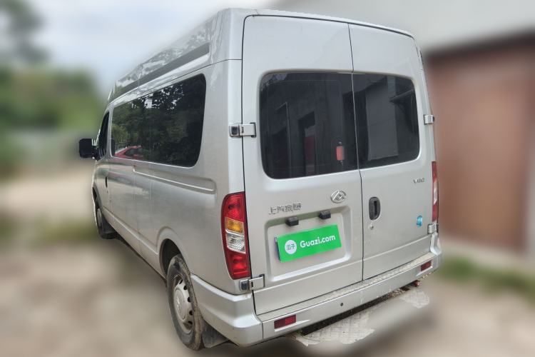 Used SAIC MAXUS Xintu V80 2021 2.0T Manual Classic Aoyuntong 127 PS Mid-axle Mid-roof 6/7/8/9-Seater Rear Left 45 Deg