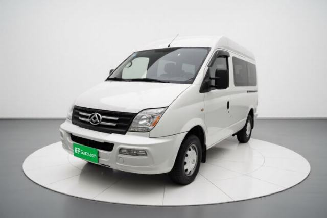 Used SAIC MAXUS Xintu V80 2021 2.0T Manual Classic Aoyuntong Short Wheelbase Mid-Roof 5/6-Seater