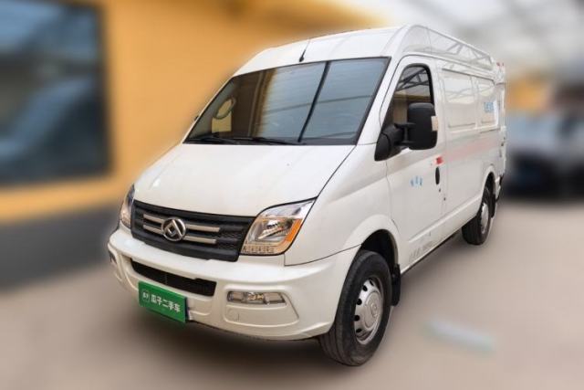 Used SAIC MAXUS Xintu V80 2021 2.0T Manual Classic City Delivery King Short Wheelbase Mid-Roof Design 3 Seats