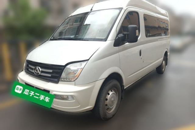 Used SAIC MAXUS Xintu V80 2021 2.0T AMT Classic Aoyuntong 127 PS Mid-axle Mid-roof 6/7/8/9-Seater