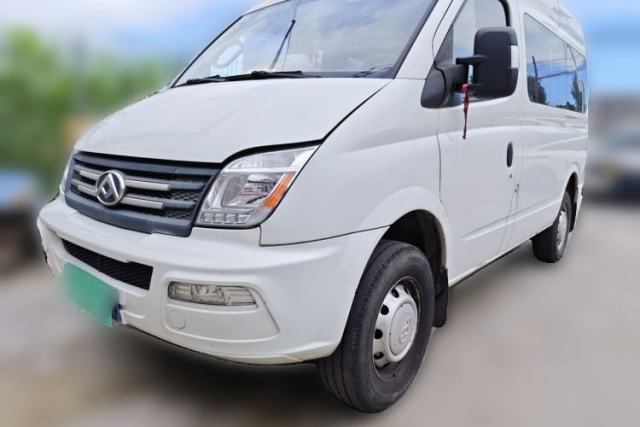 Used SAIC MAXUS Xintu V80 2021 2.0T Manual Classic Aoyuntong Short Wheelbase Mid-Roof 5/6-Seater