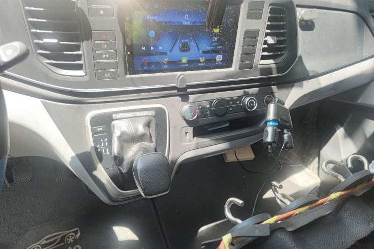 Used SAIC MAXUS Xintu V80  Audio And AC Panel
