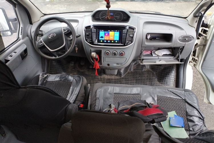 Used SAIC MAXUS Xintu V80  Center Console
