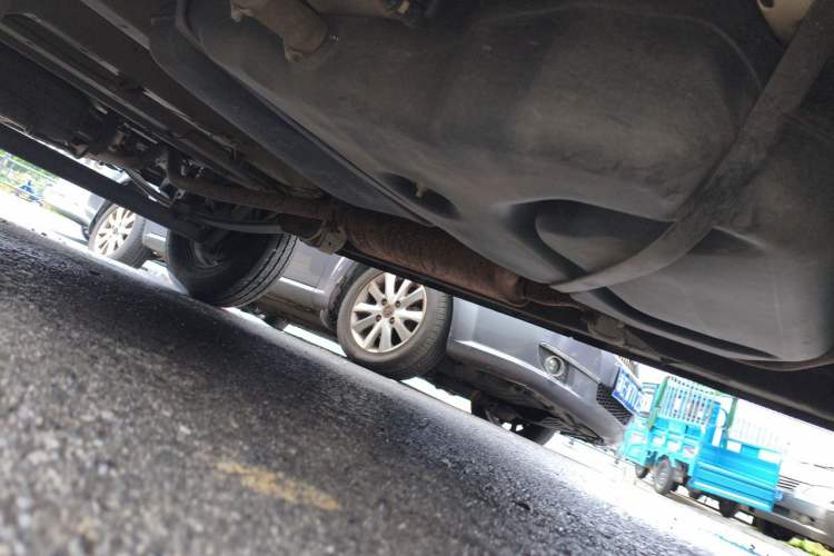 Used SAIC MAXUS Xintu V80  Chassis Front Right