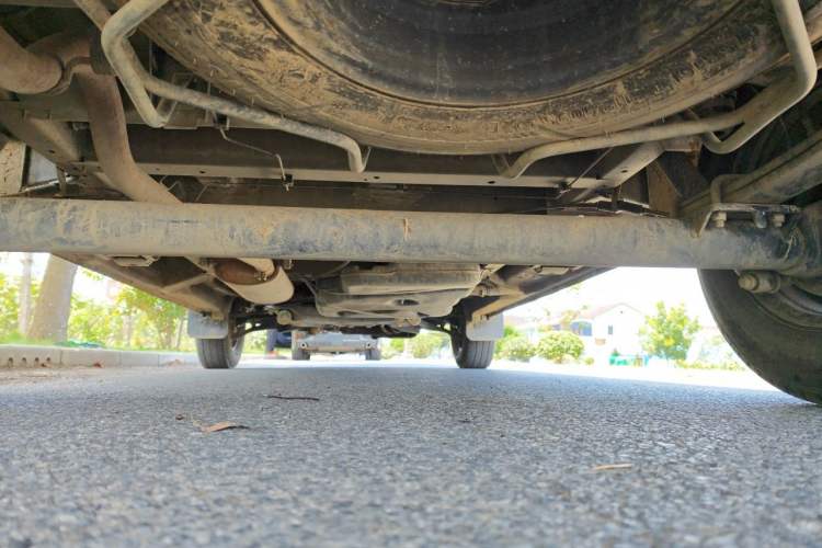 Used SAIC MAXUS Xintu V80  Chassis Rear