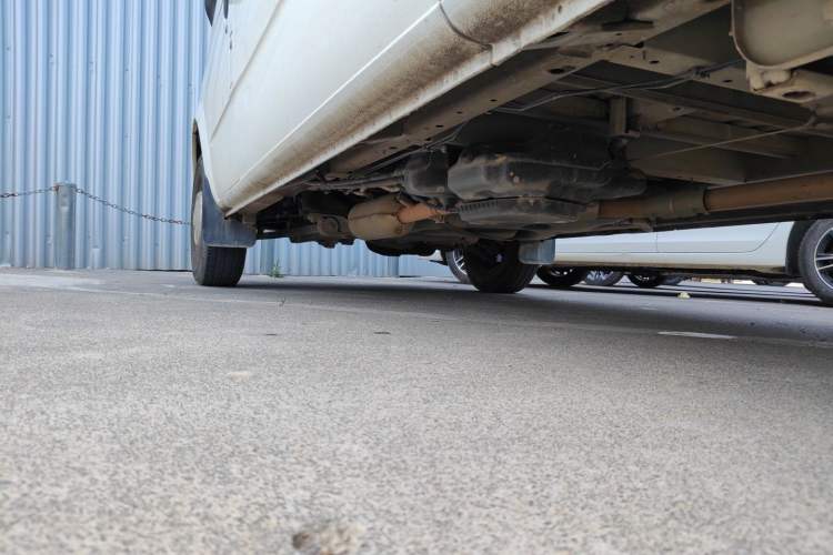 Used SAIC MAXUS Xintu V80  Chassis Rear Left