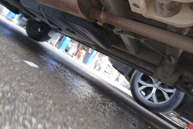 Used SAIC MAXUS Xintu V80  Chassis Rear Left