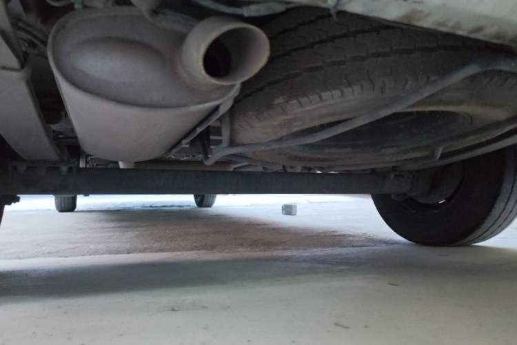Used SAIC MAXUS Xintu V80  Chassis Rear