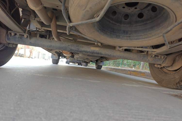Used SAIC MAXUS Xintu V80  Chassis Rear