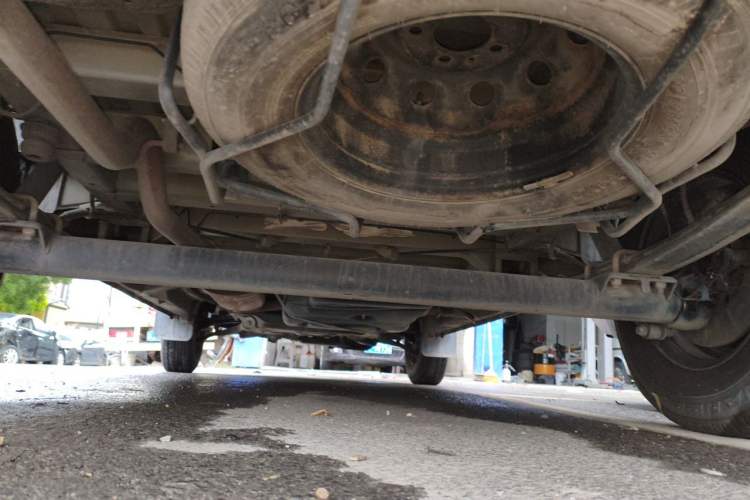Used SAIC MAXUS Xintu V80  Chassis Rear